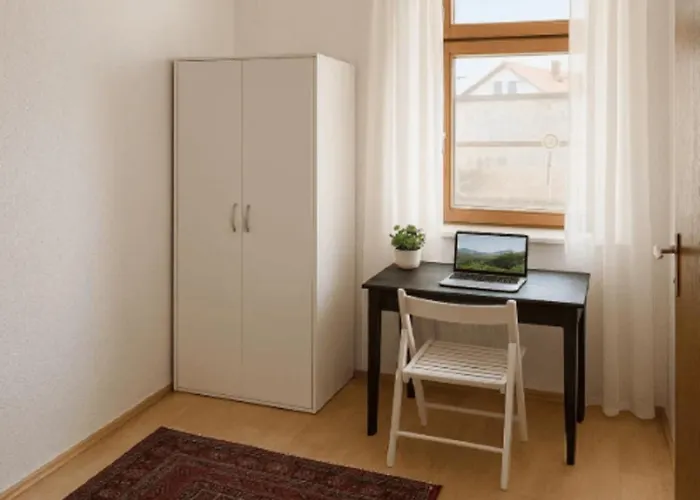 Nahe Frankfurt Am Main Mit Parkplaetzen Pkw Oder Rödermark