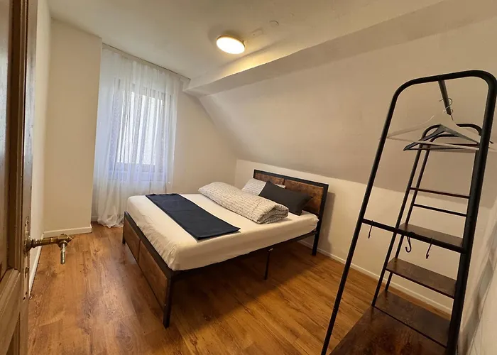 Nahe Frankfurt Am Main Mit Parkplaetzen Pkw Oder Rödermark