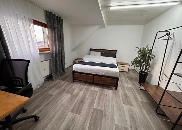 Nahe Frankfurt Am Main Mit Parkplaetzen Pkw Oder דירה Rödermark