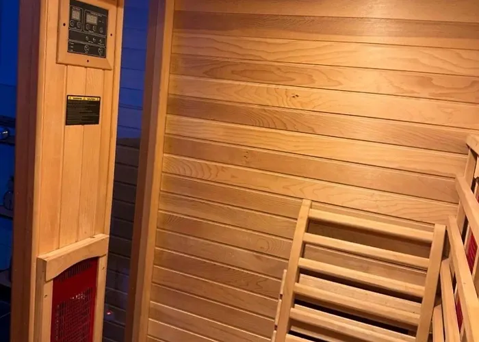 Nahe Frankfurt Am Main Mit Parkplaetzen Pkw Oder * Rödermark